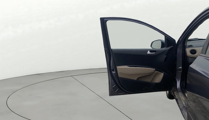 2017 Hyundai Xcent SX 1.2, Petrol, Manual, 26,172 km, LHS Front Door