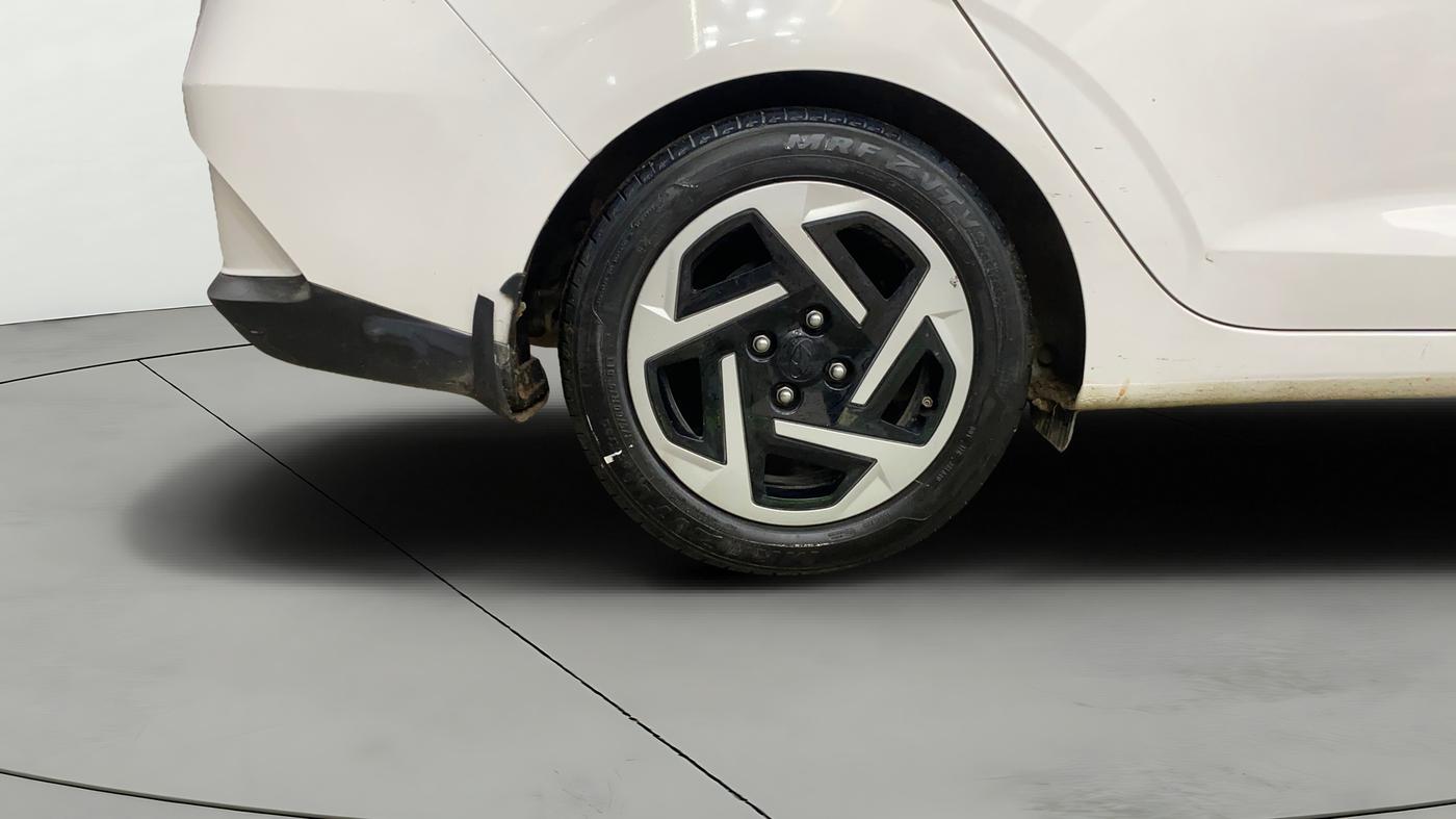 2025 Hyundai AURA S 1.2, CNG, Manual, 23,514 km, Right Rear Wheel