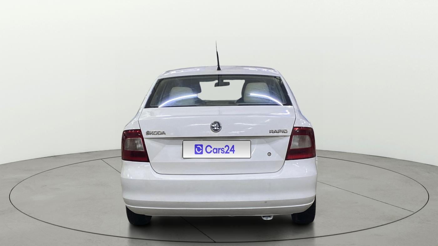 2014 Skoda Rapid 1.6 MPI ACTIVE, Petrol, Manual, 94,421 km, Back/Rear