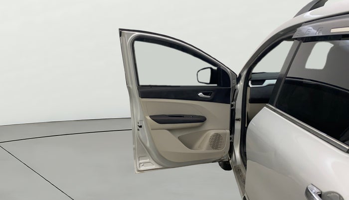 2021 Renault TRIBER RXZ, Petrol, Manual, 38,201 km, LHS Front Door