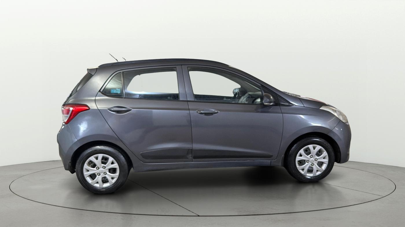 2015 Hyundai Grand i10 SPORTZ 1.2 KAPPA VTVT, Petrol, Manual, 59,259 km, Right Side View