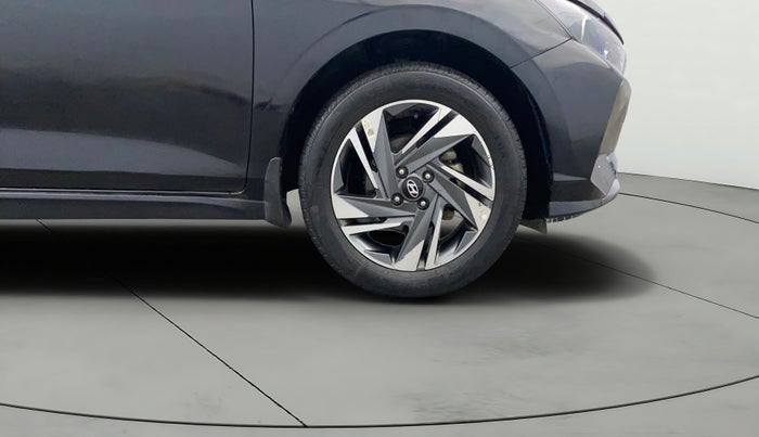 2022 Hyundai NEW I20 ASTA 1.2 MT, Petrol, Manual, 19,816 km, Right Front Wheel