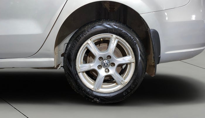 2013 Volkswagen Vento HIGHLINE 1.6 MPI, Petrol, Manual, 73,143 km, Left Rear Wheel