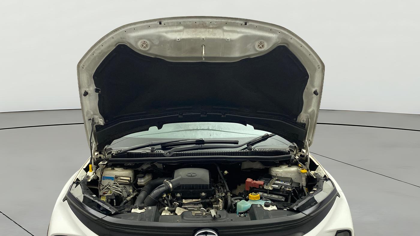 2023 Tata NEXON FEARLESS + SUNROOF DCA DUAL TONE 1.2 PETROL, Petrol, Automatic, 27,989 km, Open Bonet