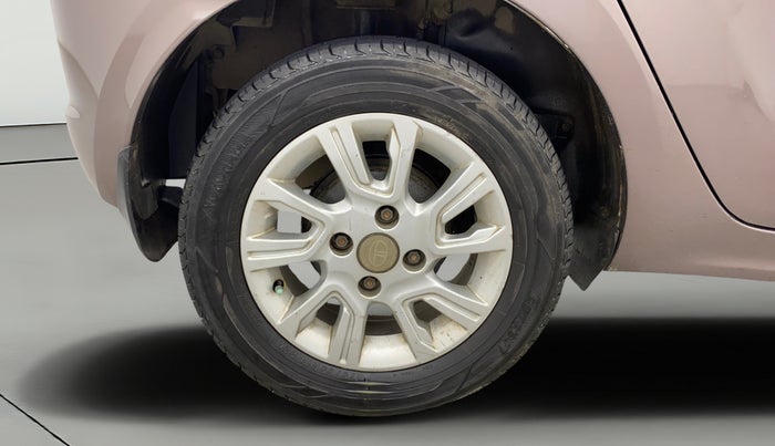 2018 Tata Tiago XZA PETROL, Petrol, Automatic, 99,435 km, Right Rear Wheel
