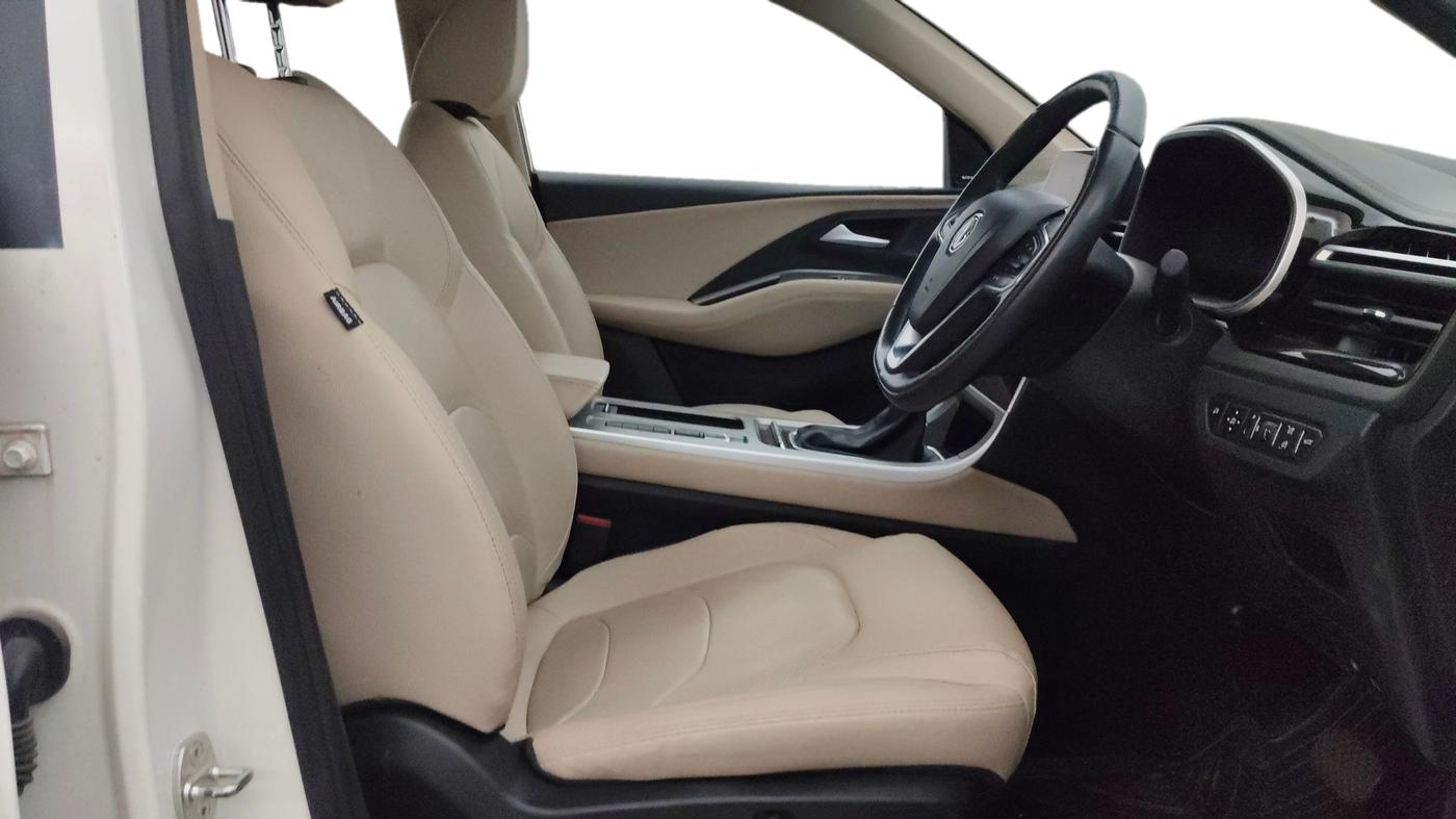 2023 MG HECTOR SHARP PRO 1.5 PETROL TURBO CVT PETROL, Petrol, Automatic, 22,983 km, Right Side Front Door Cabin