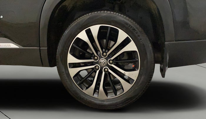 2021 MG HECTOR PLUS SHARP 1.5 PETROL TURBO CVT 6-STR, Petrol, Automatic, 1,14,945 km, Left Rear Wheel