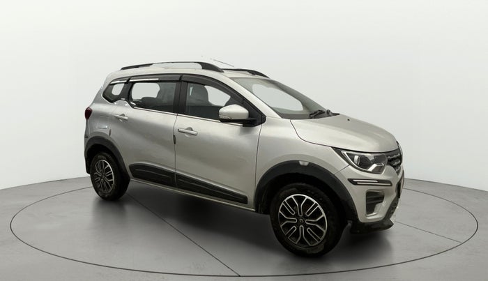 2020 Renault TRIBER RXZ, Petrol, Manual, 32,344 km, Right Front Diagonal