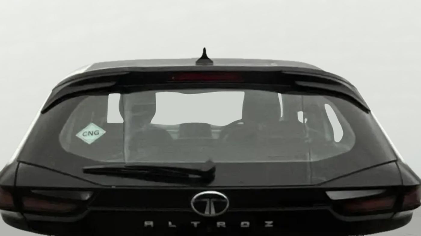 2024 Tata ALTROZ XZ PLUS SUNROOF CNG, CNG, Manual, 43,405 km, Rear Windshield