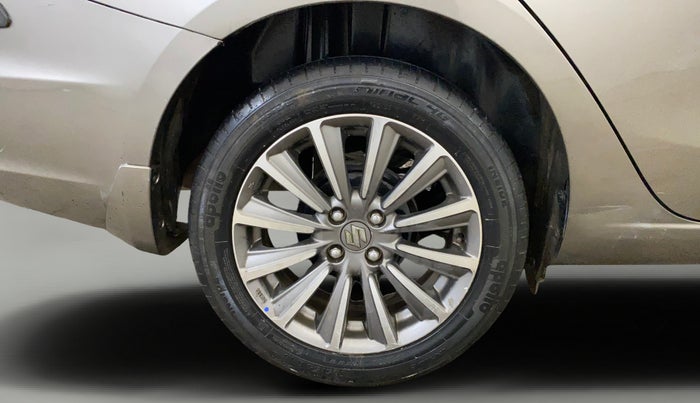 2020 Maruti Ciaz ALPHA 1.5 SHVS PETROL, Petrol, Manual, 60,555 km, Right Rear Wheel