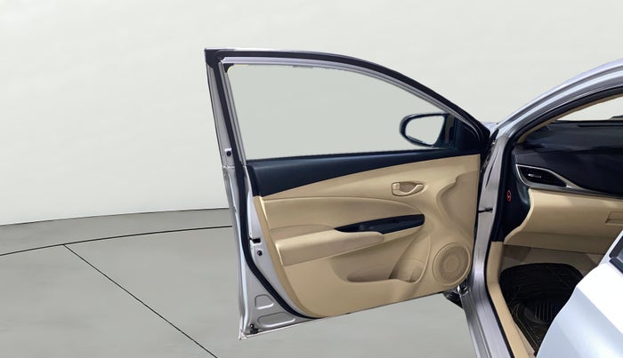 2020 Toyota YARIS J MT, Petrol, Manual, 53,019 km, LHS Front Door