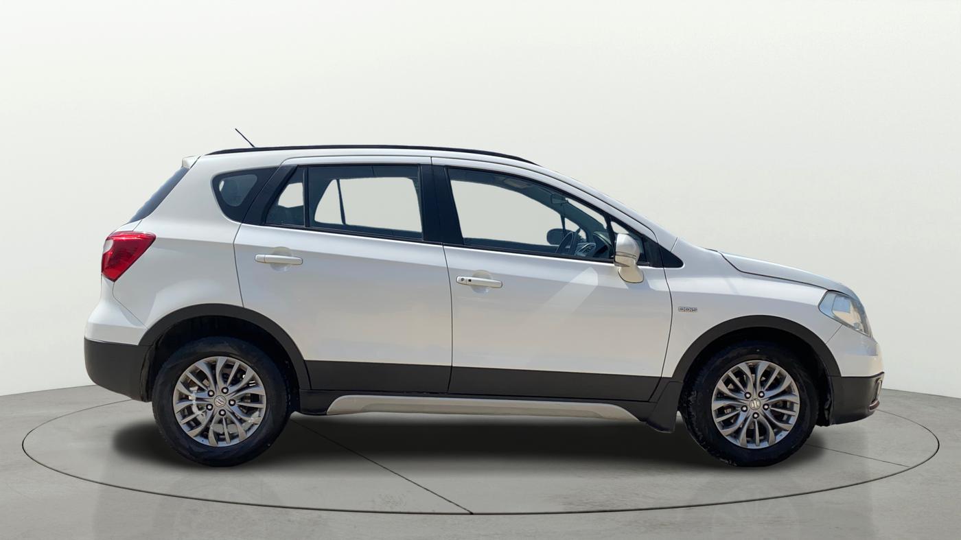 2017 Maruti S Cross ZETA 1.3, Diesel, Manual, 1,04,105 km, Right Side View