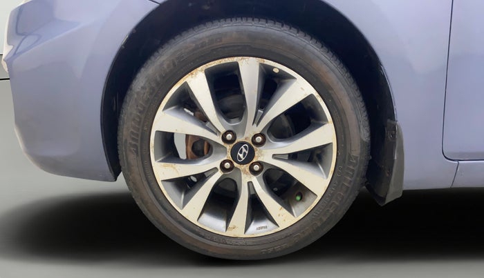 2014 Hyundai Verna FLUIDIC 1.6 VTVT SX OPT, Petrol, Manual, 99,204 km, Left Front Wheel