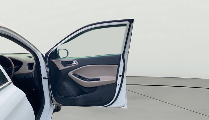 2015 Hyundai Elite i20 SPORTZ 1.2 (O), Petrol, Manual, 66,585 km, RHS Front Door