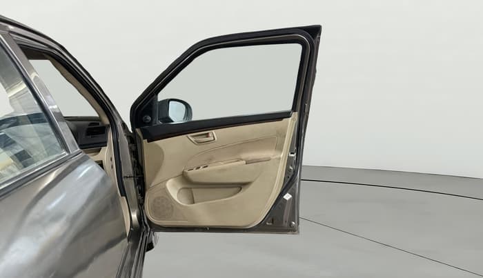 2015 Maruti Swift Dzire LXI (O), Petrol, Manual, 81,076 km, RHS Front Door