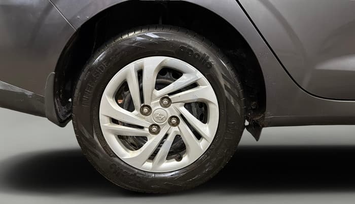 2021 Hyundai AURA S 1.2 CNG, CNG, Manual, 1,15,695 km, Right Rear Wheel