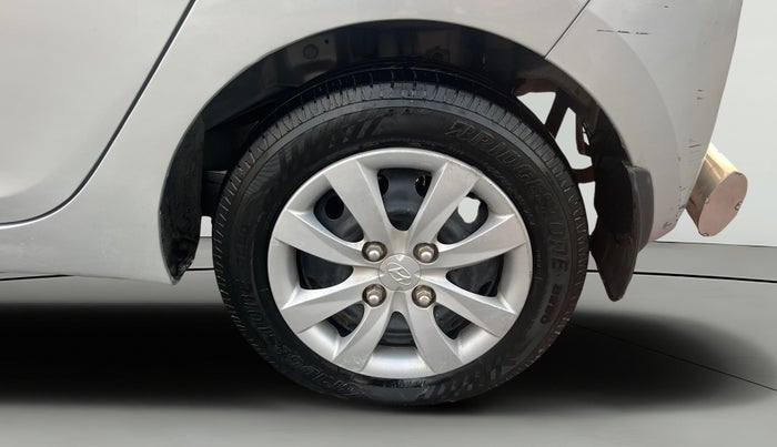 2015 Hyundai Eon MAGNA +, Petrol, Manual, 93,688 km, Left Rear Wheel