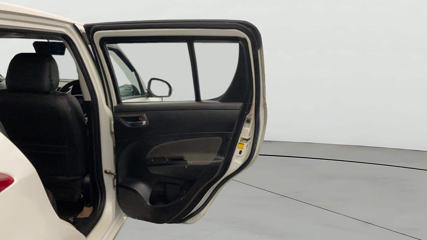 2016 Maruti Swift VXI, Petrol, Manual, 97,899 km, RHS Rear Door