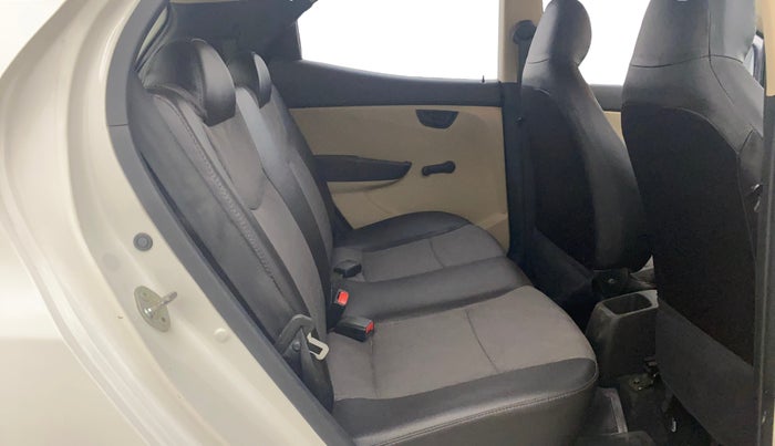 2013 Hyundai Eon ERA +, Petrol, Manual, 61,413 km, Right Side Rear Door Cabin