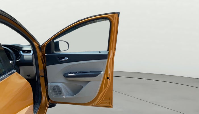 2022 Renault TRIBER RXZ AMT, Petrol, Automatic, 21,842 km, RHS Front Door