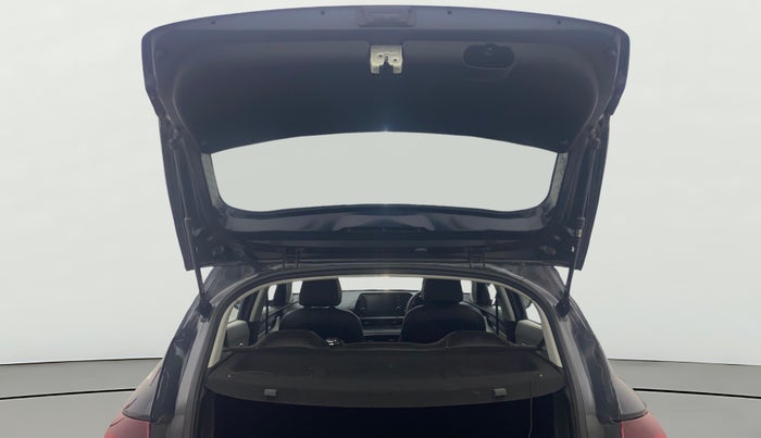 2023 Hyundai NEW I20 SPORTZ 1.2 MT, Petrol, Manual, 24,464 km, Boot Door Open