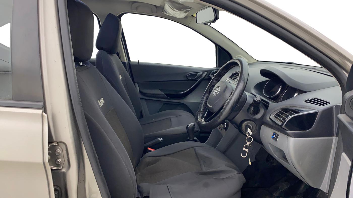 2019 Tata TIGOR XZ PETROL, CNG, Manual, 79,916 km, Right Side Front Door Cabin