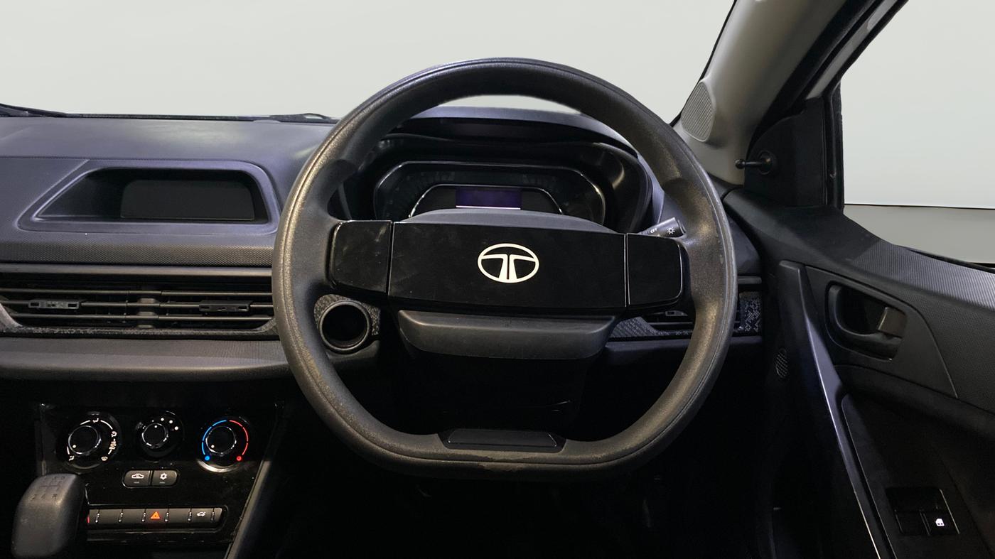 2024 Tata NEXON SMART 1.2 PETROL, Petrol, Manual, 27,945 km, Steering Wheel Close Up