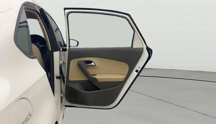 2016 Volkswagen Vento HIGHLINE 1.6 MPI, Petrol, Manual, 79,037 km, RHS Rear Door