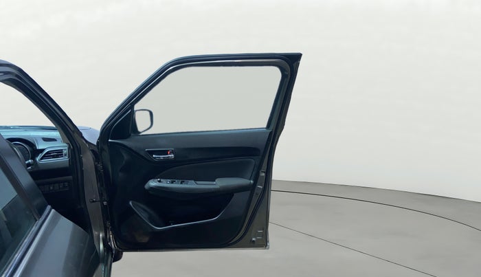 2022 Maruti Swift VXI, Petrol, Manual, 51,095 km, RHS Front Door