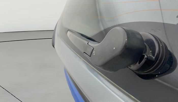 2019 Tata NEXON XZ PLUS PETROL DUAL TONE, Petrol, Manual, 63,944 km, Rear Wiper