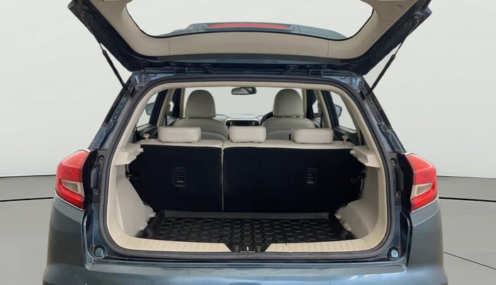 2021 Mahindra XUV300 W8 (O) 1.2 PETROL AMT, Petrol, Automatic, 45,205 km, Boot Open Zoomed View