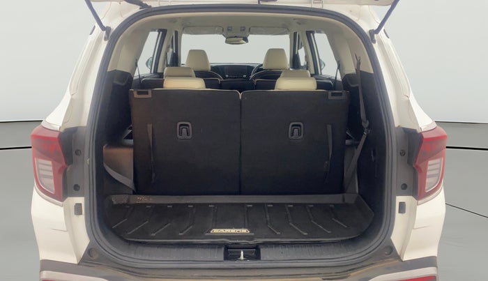 2022 KIA CARENS LUXURY 1.5 DIESEL 7 STR, Diesel, Manual, 22,170 km, Boot Open Zoomed View