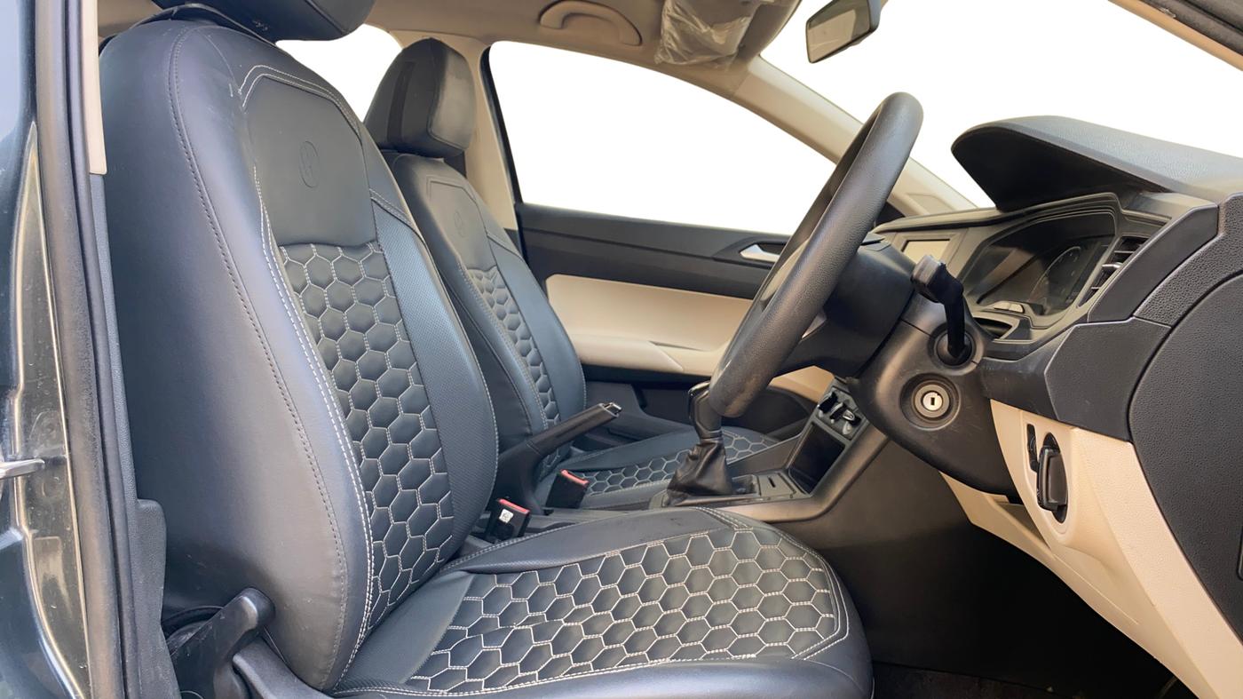 2023 Volkswagen VIRTUS COMFORTLINE TSI 1.0 MT, Petrol, Manual, 40,349 km, Right Side Front Door Cabin