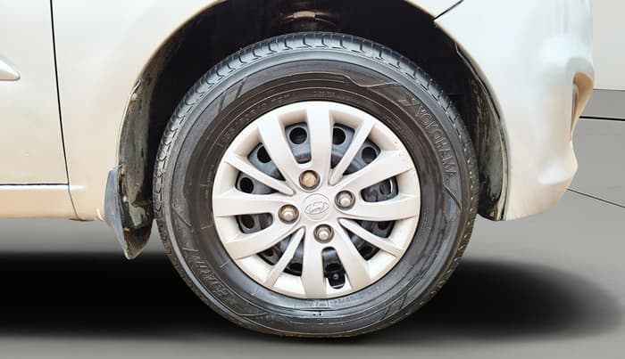 2013 Hyundai i10 SPORTZ 1.2 AT, Petrol, Automatic, 70,543 km, Right Front Wheel