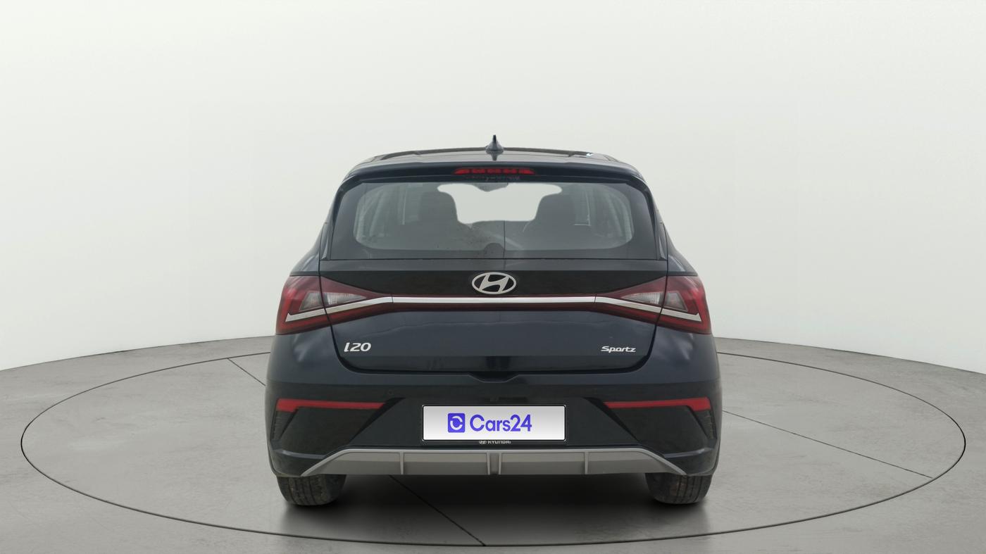 2024 Hyundai NEW I20 Sportz (O) 1.2 IVT, Petrol, Automatic, 9,611 km, Back/Rear