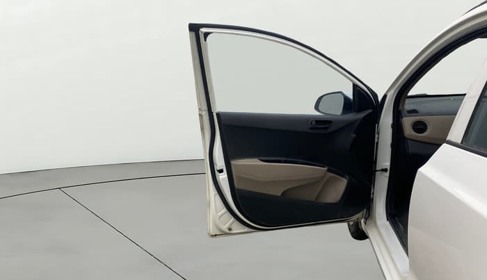 2019 Hyundai Grand i10 MAGNA AT 1.2 KAPPA VTVT, Petrol, Automatic, 79,288 km, LHS Front Door