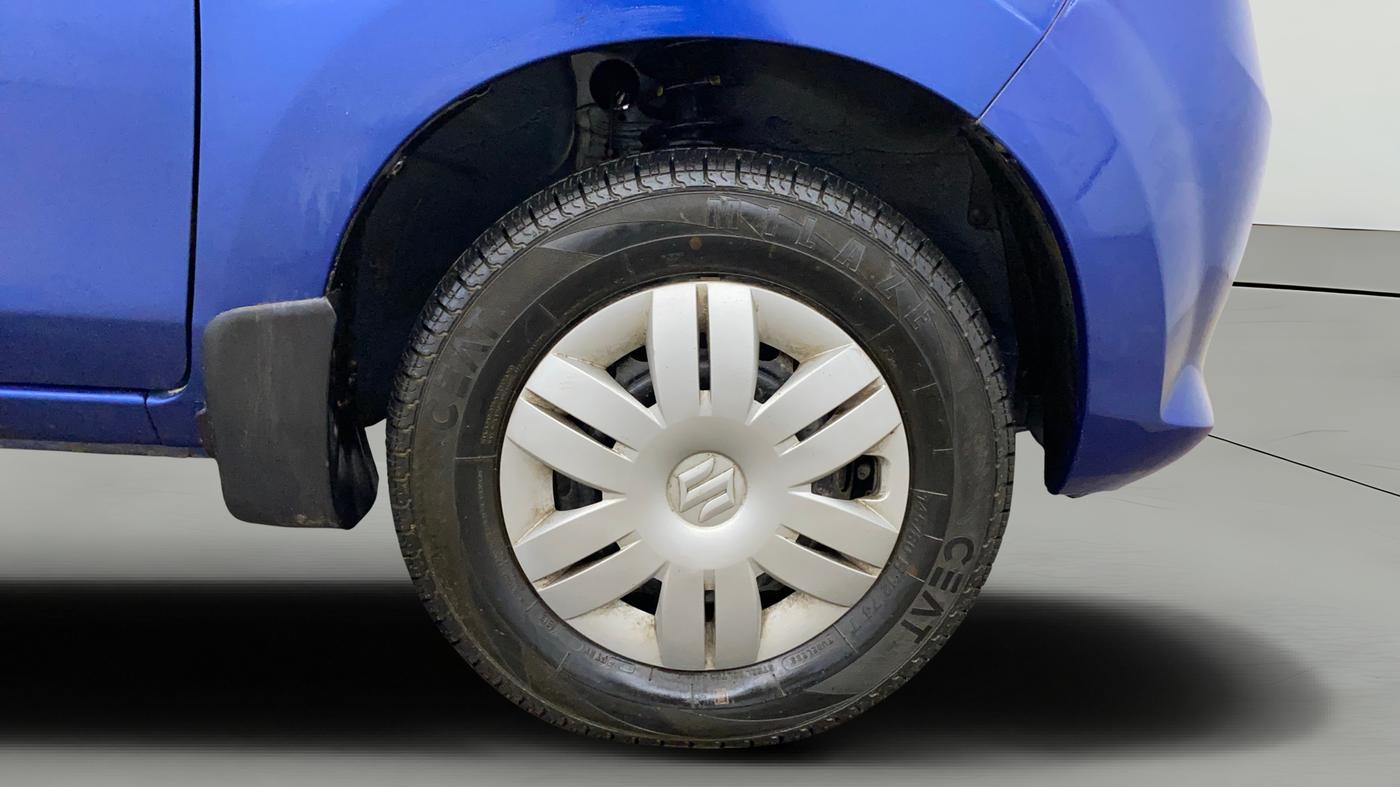 2015 Maruti Alto 800 LXI, Petrol, Manual, 6,945 km, Right Front Wheel