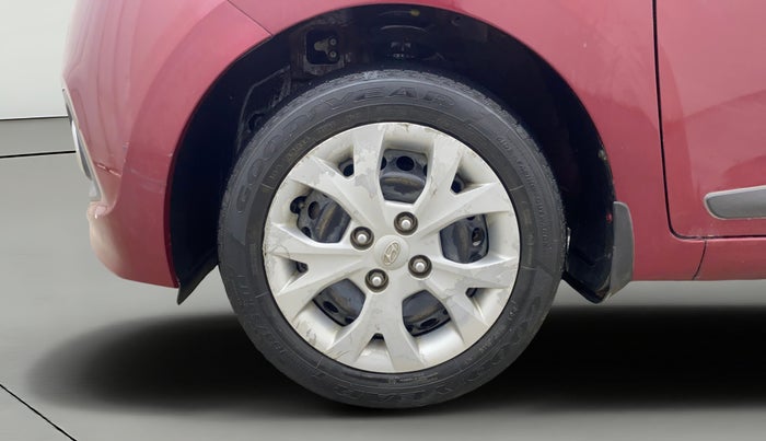2015 Hyundai Grand i10 SPORTZ 1.2 KAPPA VTVT, Petrol, Manual, 1,90,239 km, Left Front Wheel