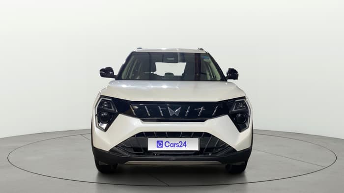 2024 Mahindra XUV 3XO AX5L 1.2 TGDi, Petrol, Manual, 7,264 km, Front