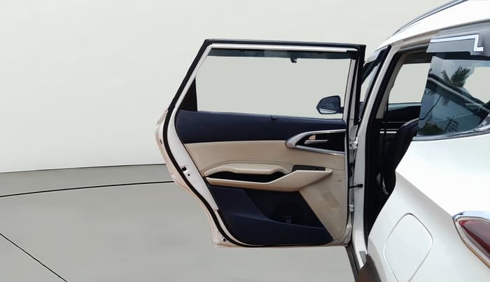 2022 KIA CARENS LUXURY PLUS 1.5 DIESEL AT 6 STR, Diesel, Automatic, 1,38,060 km, LHS Rear Door