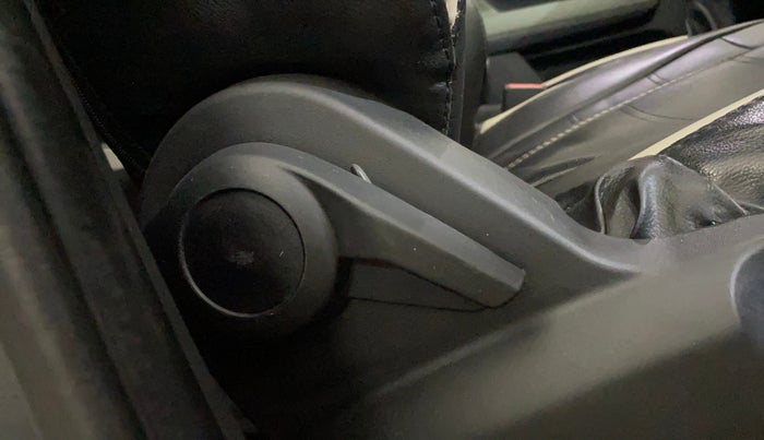 2022 Tata PUNCH ADVENTURE MT, Petrol, Manual, 58,416 km, Driver Side Adjustment Panel