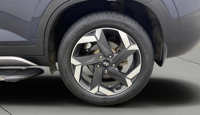 2022 Hyundai ALCAZAR 2.0 SIGNATURE MT 6STR, Petrol, Manual, 38,289 km, Left Rear Wheel