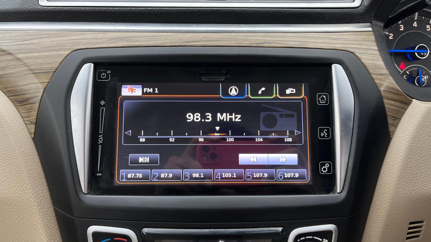 2019 Maruti Ciaz ALPHA  AT 1.5 SHVS PETROL, Petrol, Automatic, 56,065 km, Air Conditioner