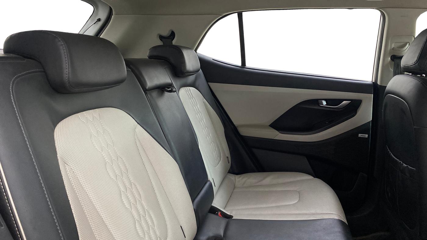 2021 Hyundai Creta SX (O) AT 1.5 DIESEL, Diesel, Automatic, 1,00,442 km, Right Side Rear Door Cabin