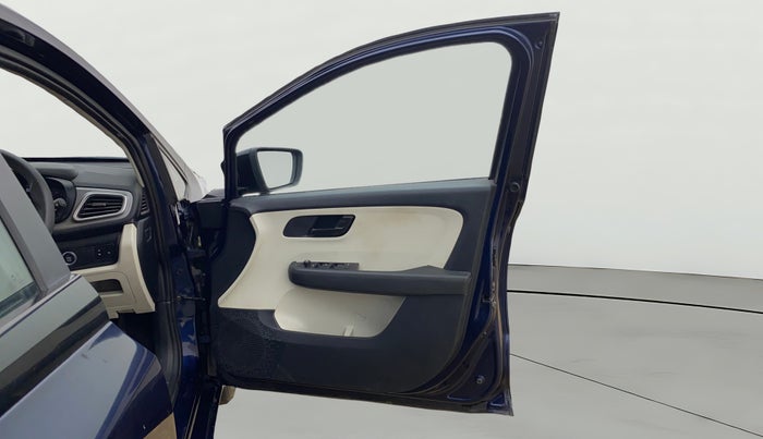 2023 Tata ALTROZ XT PETROL, Petrol, Manual, 14,624 km, RHS Front Door