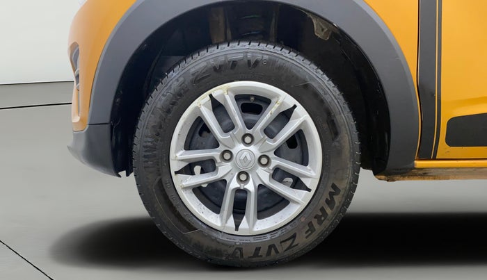 2022 Renault TRIBER RXT AMT, Petrol, Automatic, 14,440 km, Left Front Wheel