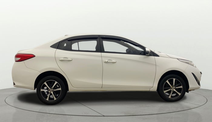 2021 Toyota YARIS G MT, Petrol, Manual, 55,437 km, Right Side View