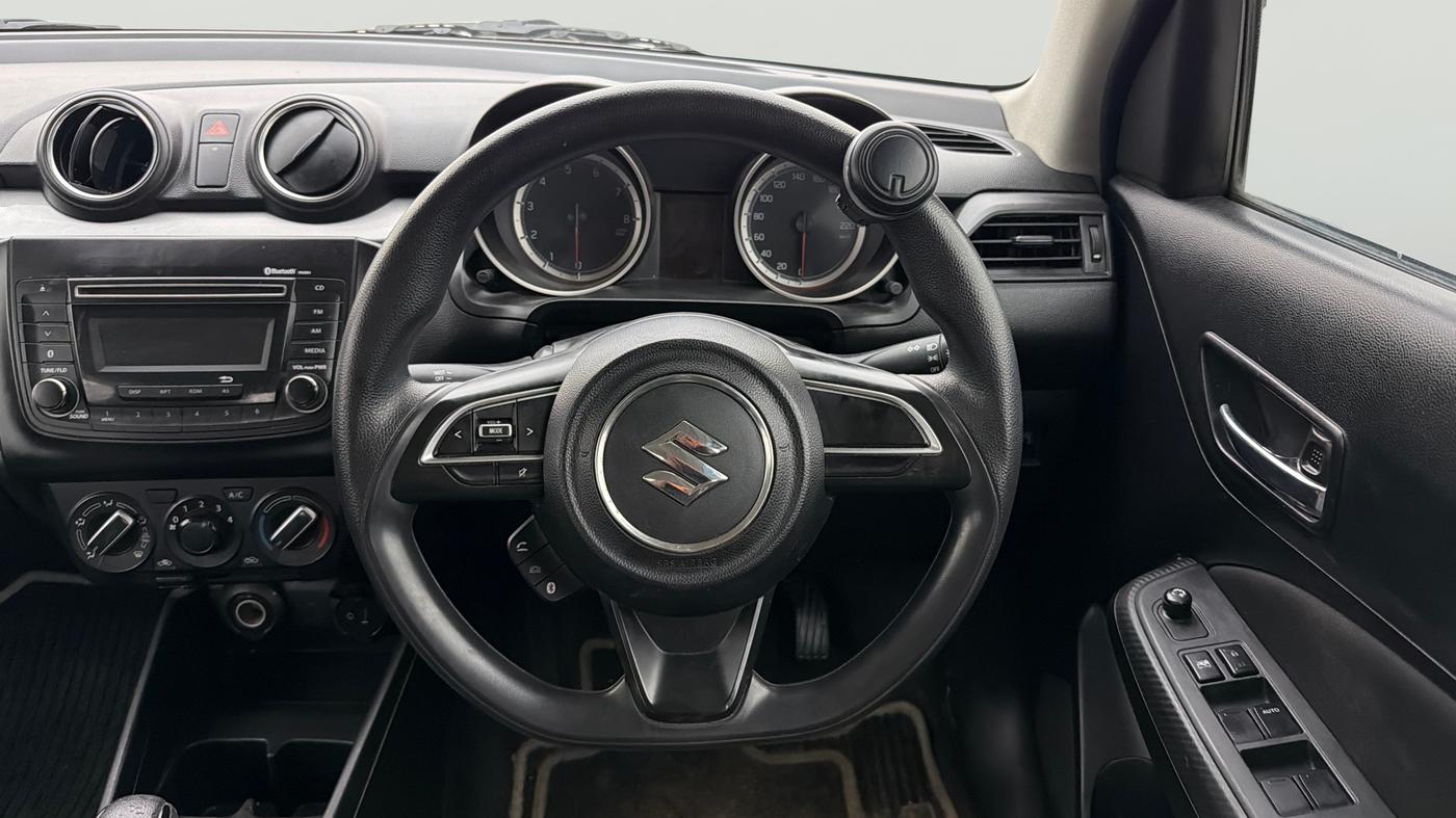 2018 Maruti Swift VXI AMT, Petrol, Automatic, 45,668 km, Steering Wheel Close Up
