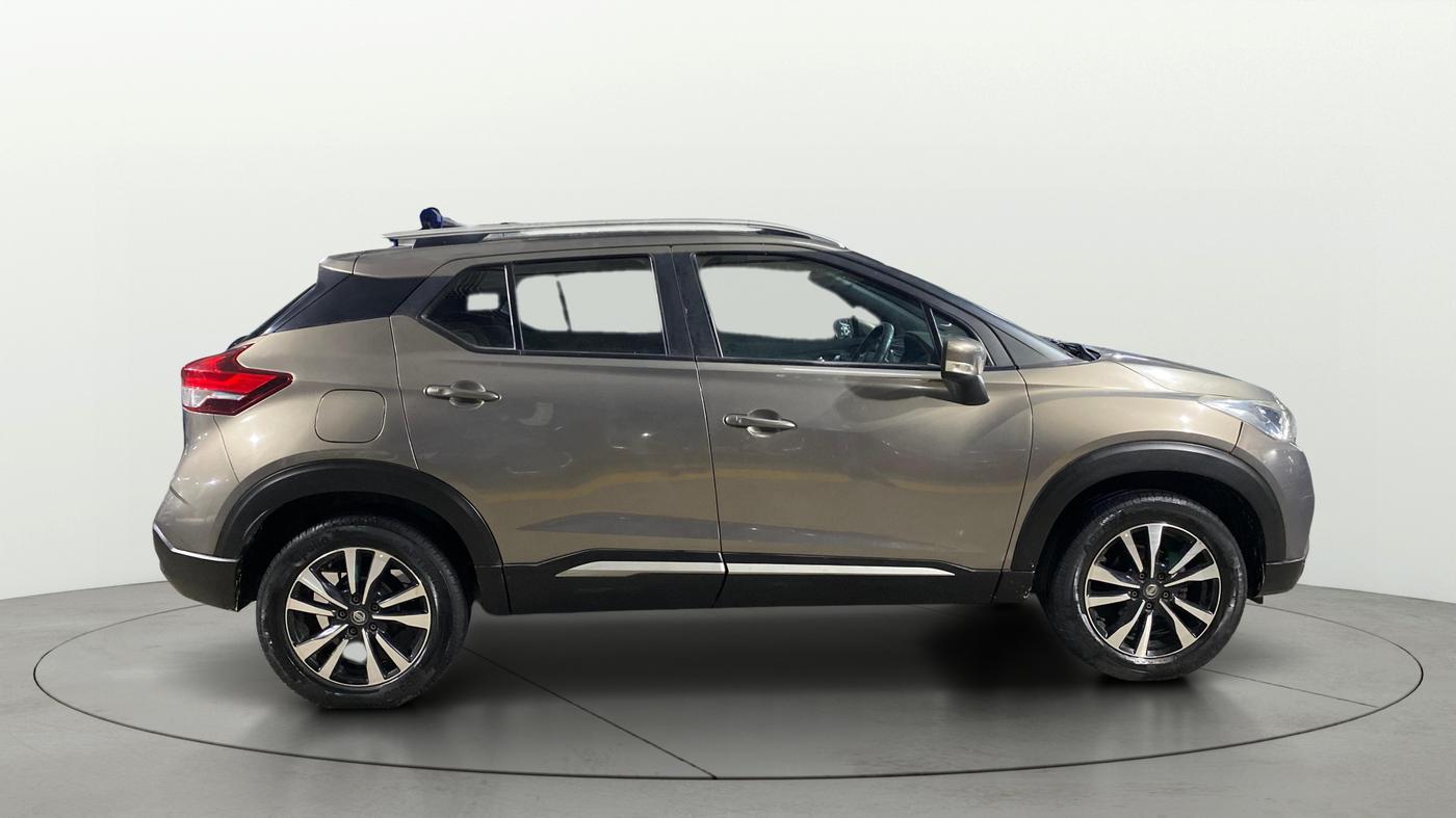 2019 Nissan Kicks XV 1.5, Petrol, Manual, 33,802 km, Right Side View