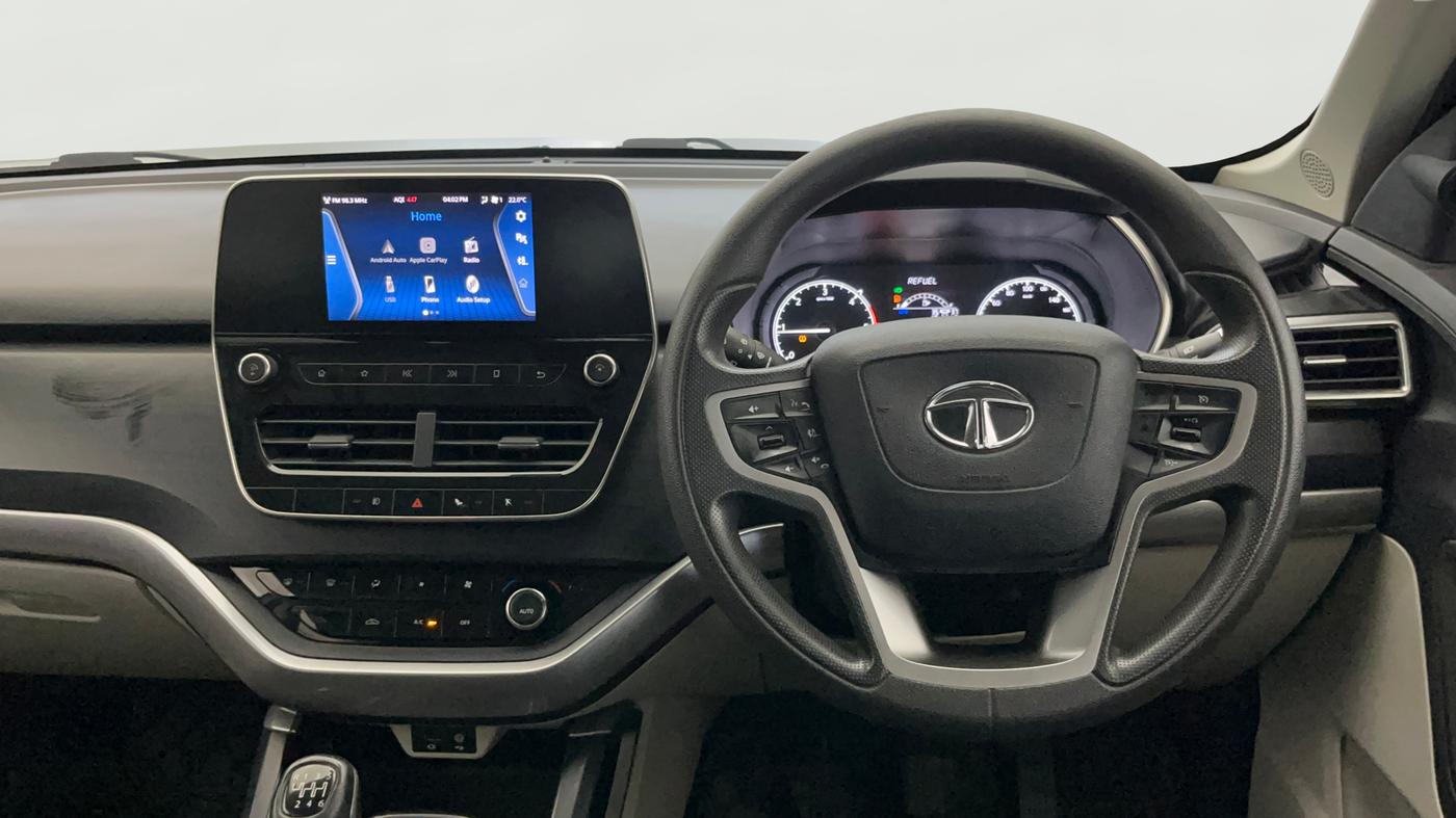 2022 Tata Safari XT PLUS, Diesel, Manual, 69,813 km, Steering Wheel Close Up